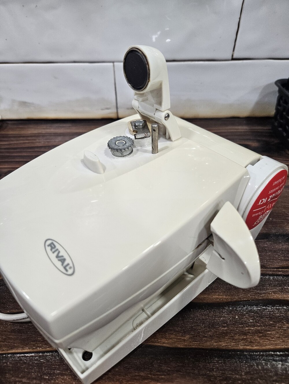 Vintage RIVAL Easy Touch Fold Away Under Cabinet Electric Can Opener Space Saver